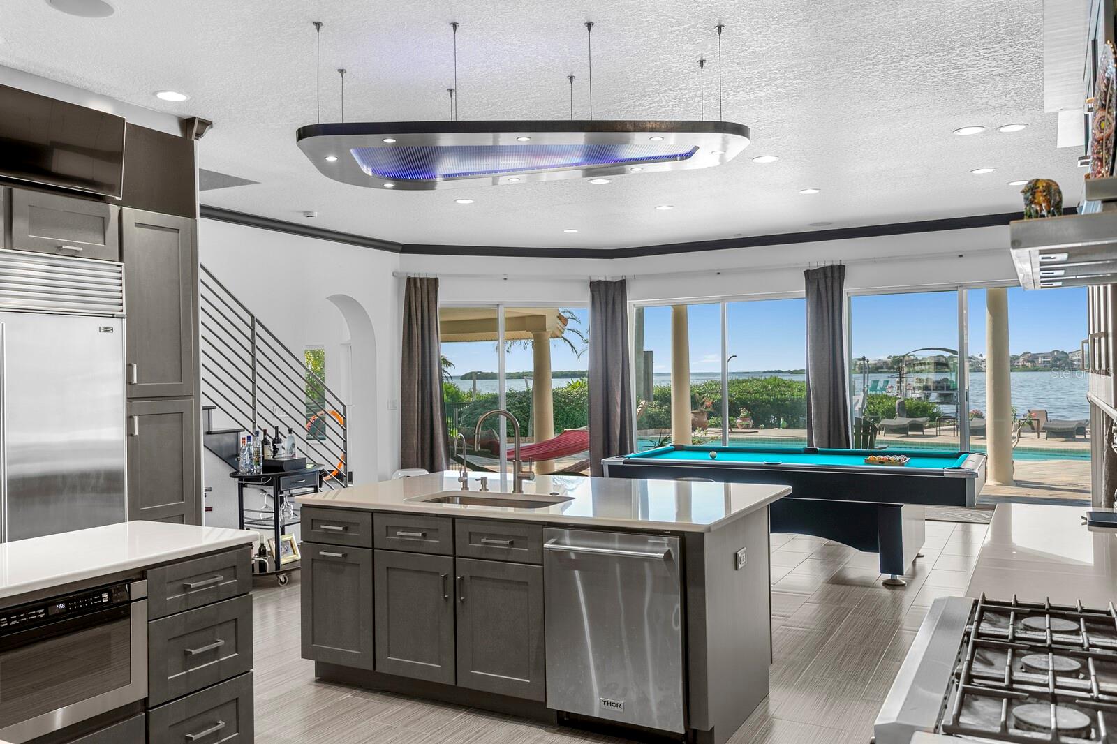 Listing photo id 12 for 1632 Sea Breeze Drive
