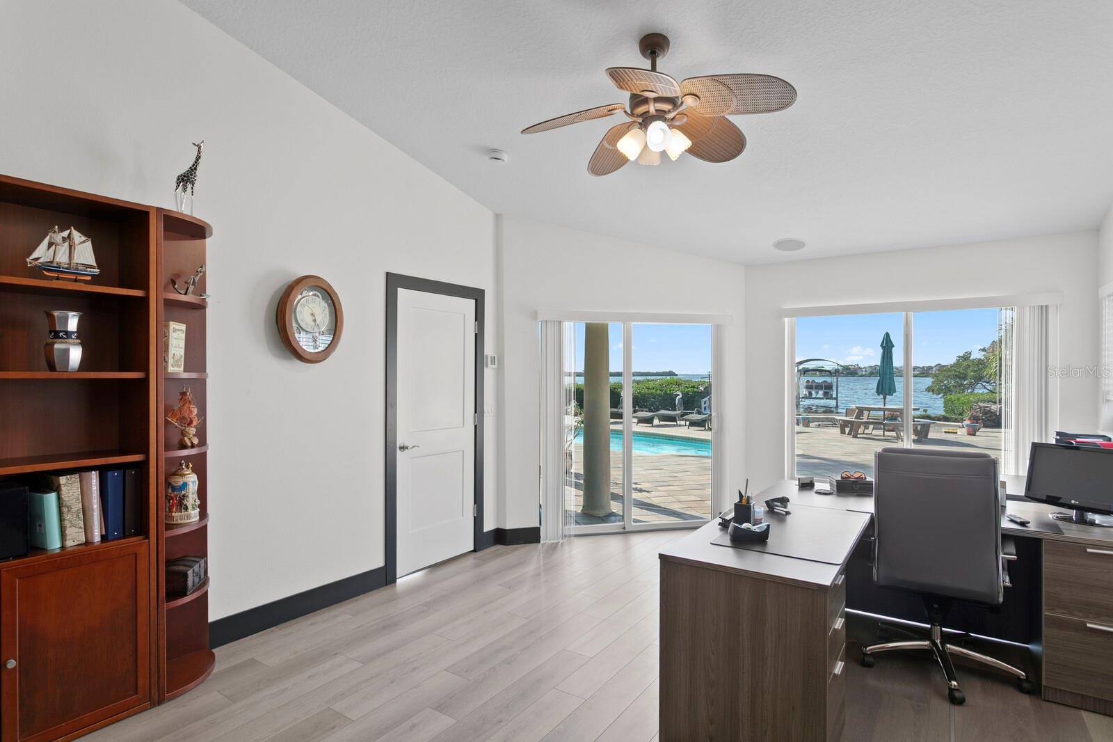 Listing photo id 19 for 1632 Sea Breeze Drive