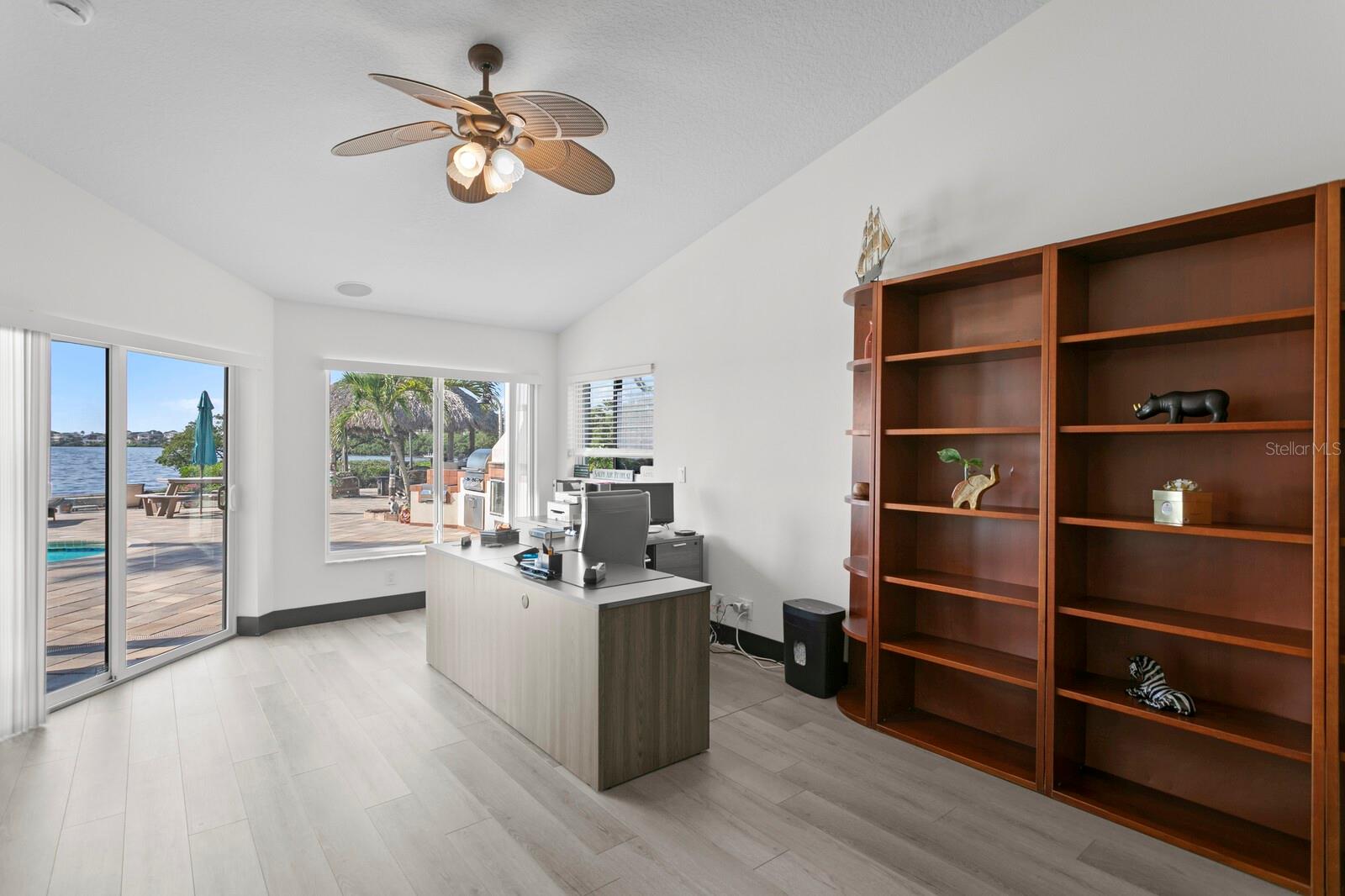 Listing photo id 20 for 1632 Sea Breeze Drive