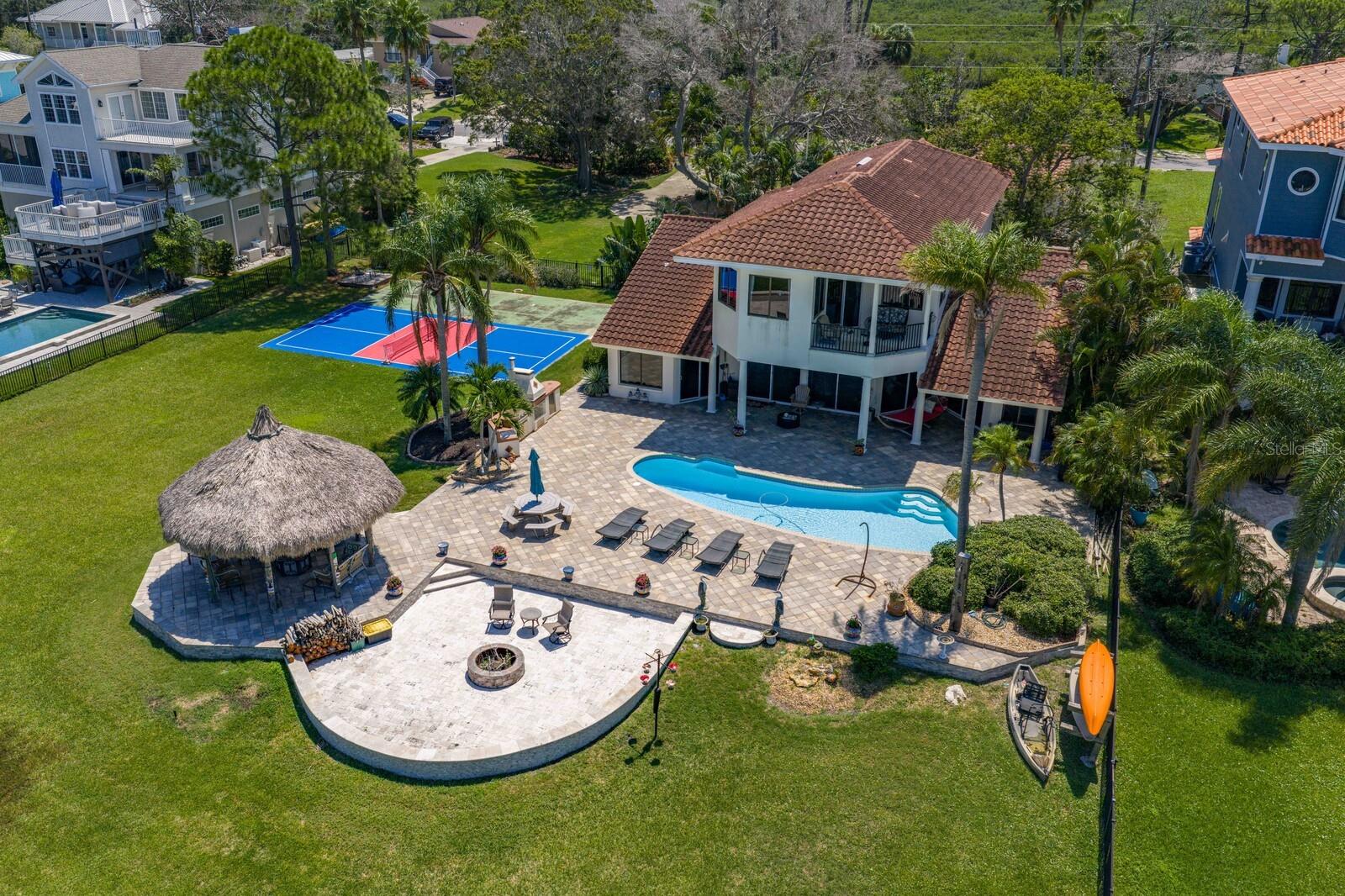 Listing photo id 1 for 1632 Sea Breeze Drive