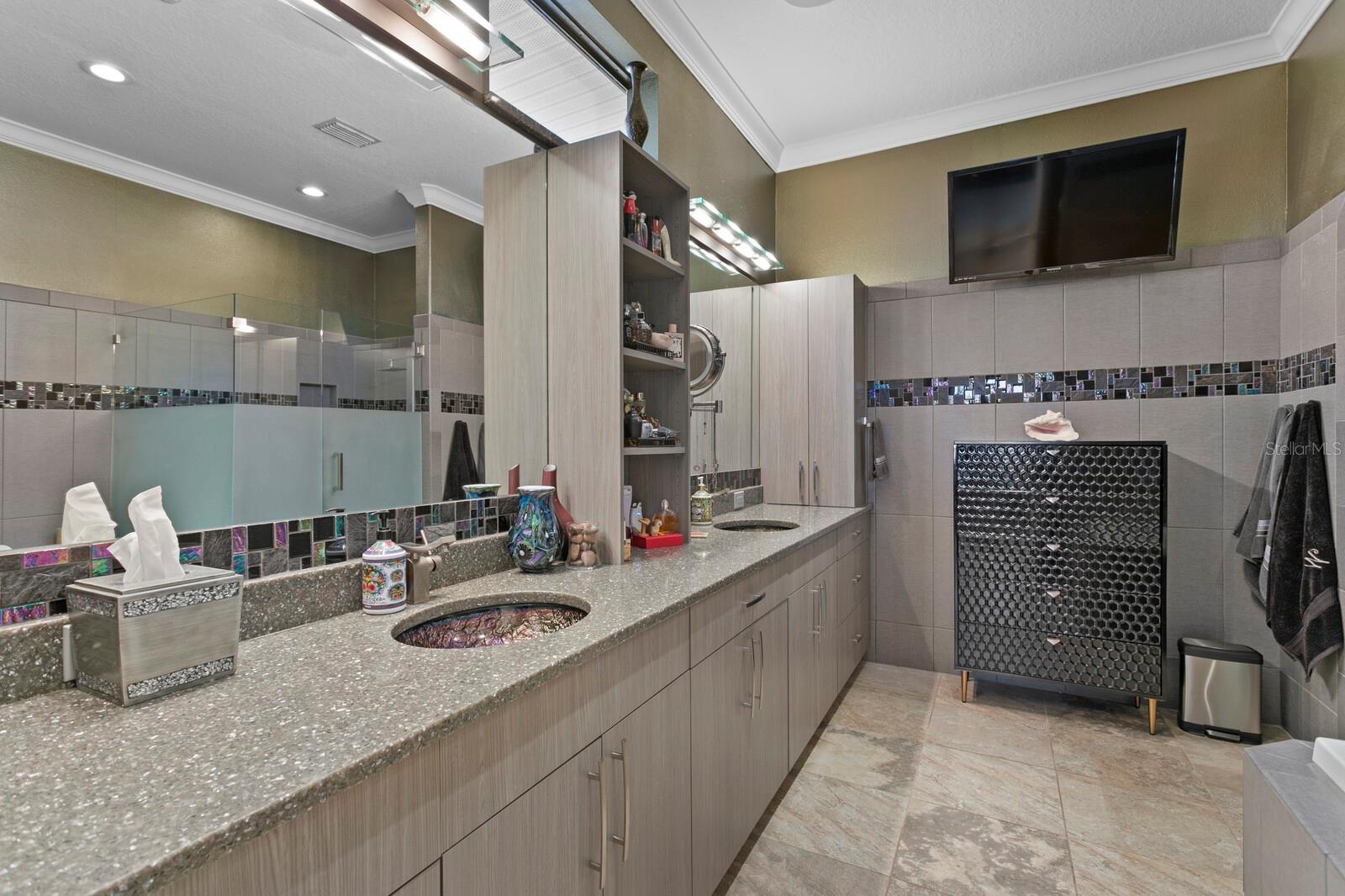 Listing photo id 48 for 1632 Sea Breeze Drive