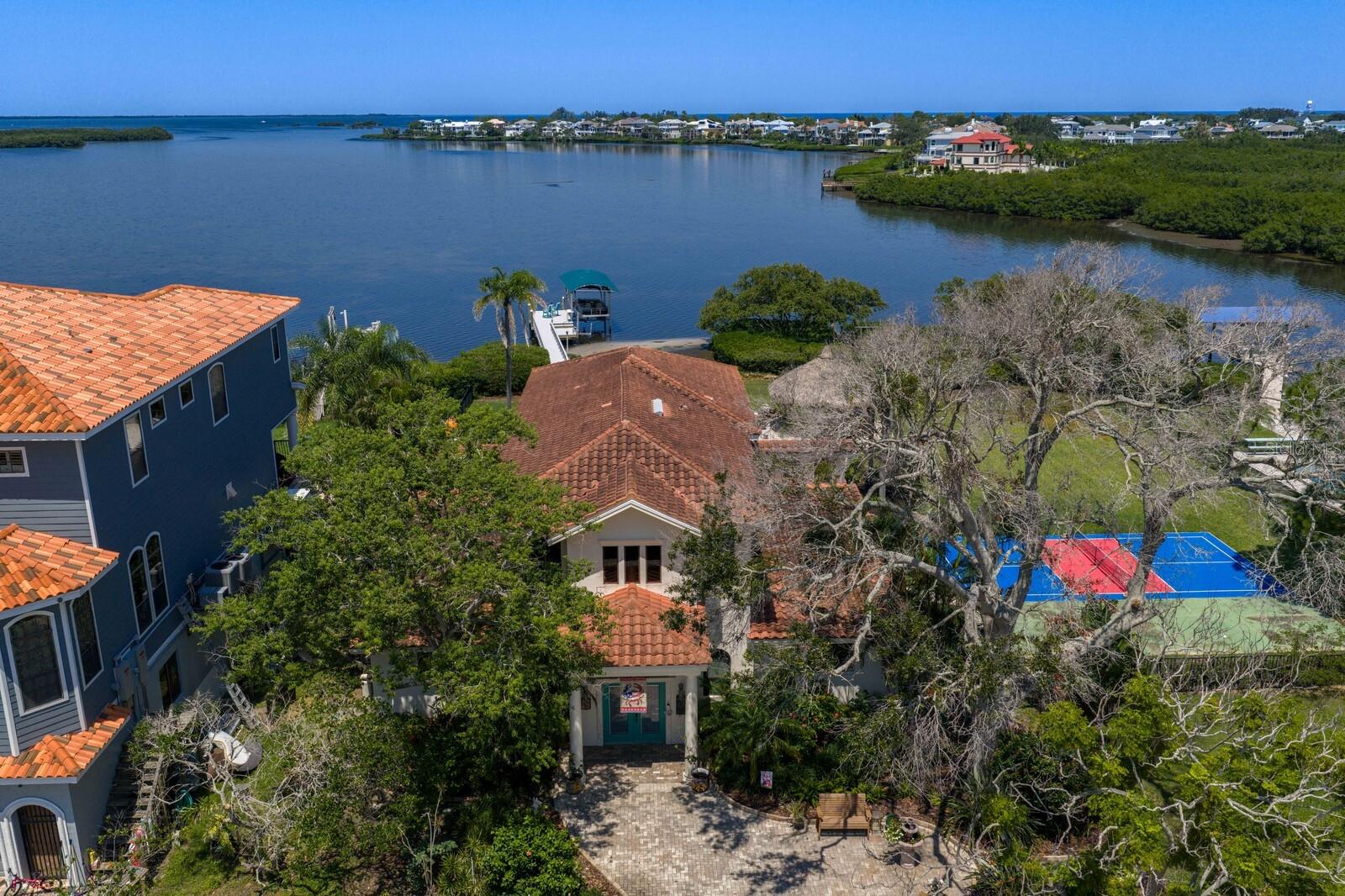 Listing photo id 78 for 1632 Sea Breeze Drive
