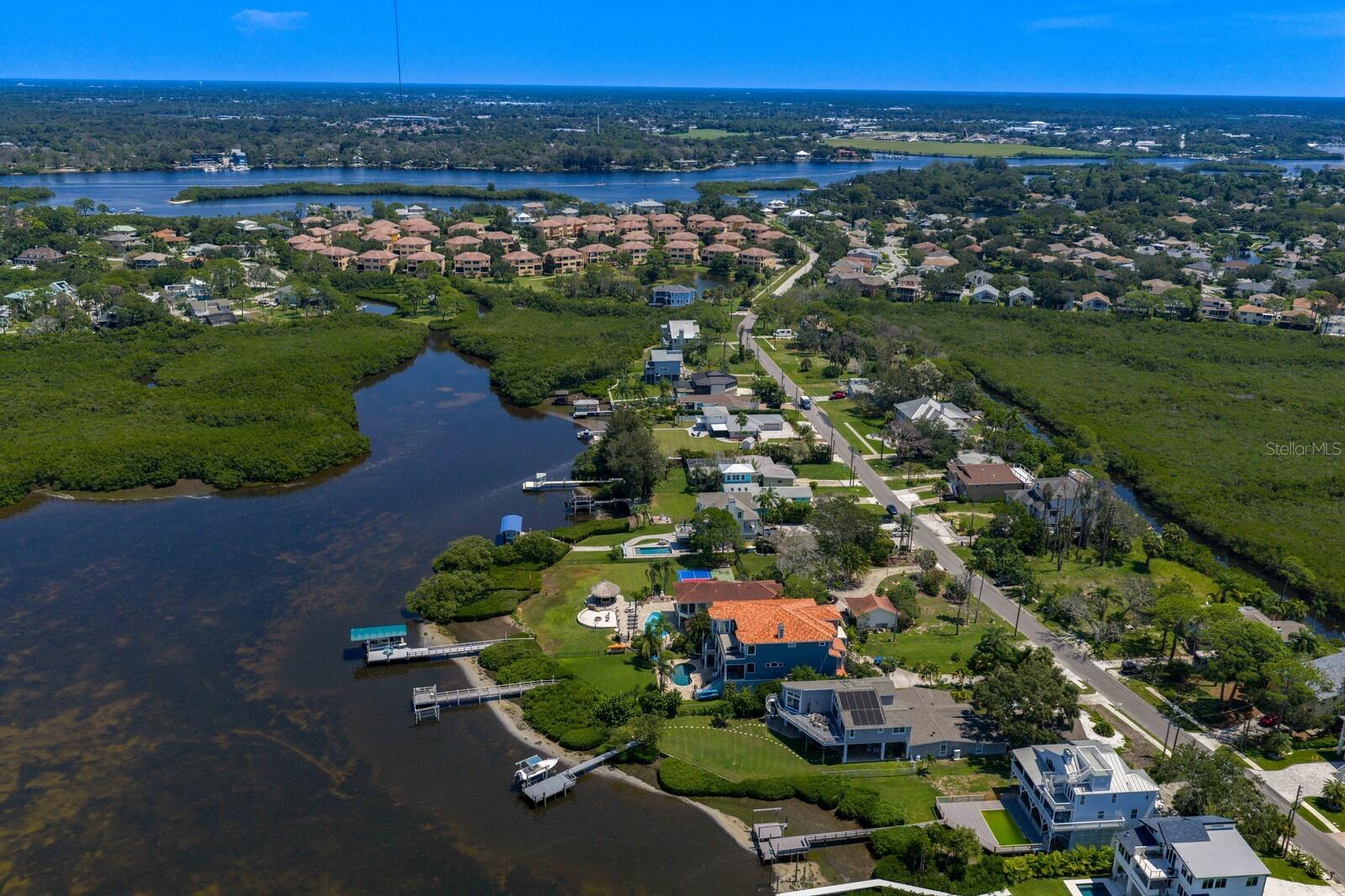 Listing photo id 81 for 1632 Sea Breeze Drive