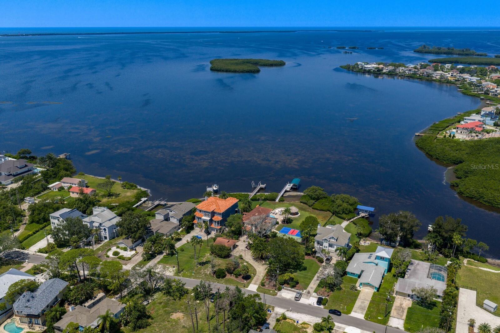Listing photo id 83 for 1632 Sea Breeze Drive