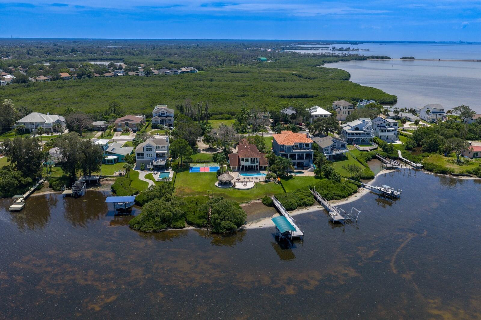 Listing photo id 85 for 1632 Sea Breeze Drive