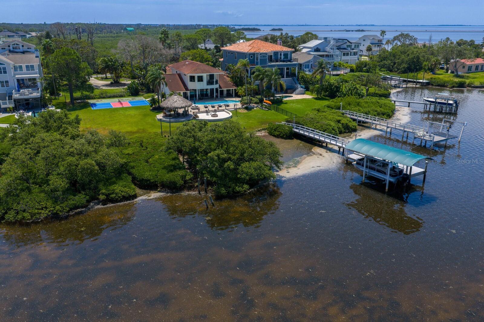 Listing photo id 89 for 1632 Sea Breeze Drive
