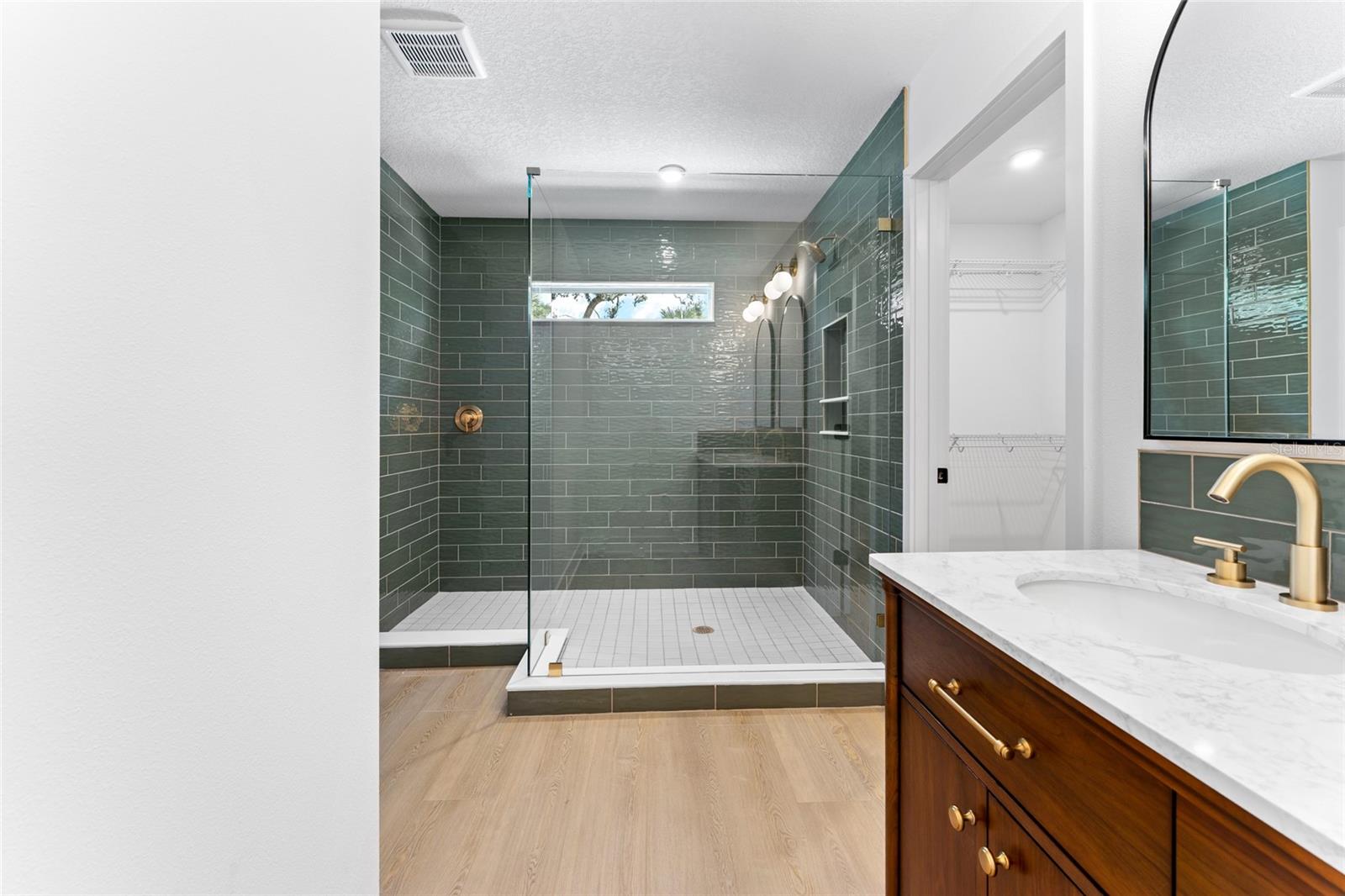 Image 30 of 60 For 703 Park Avenue
