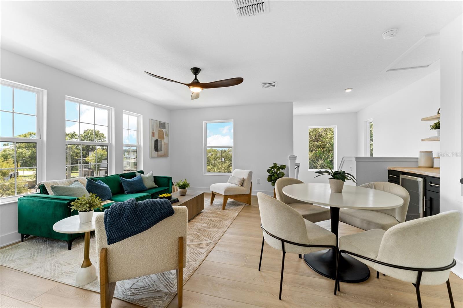 Image 45 of 60 For 703 Park Avenue