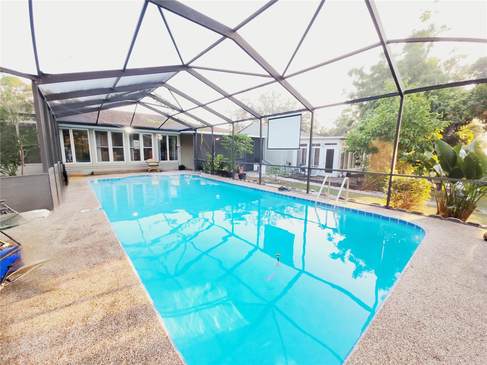 Details for 1466 Jacaranda Circle S, CLEARWATER, FL 33755
