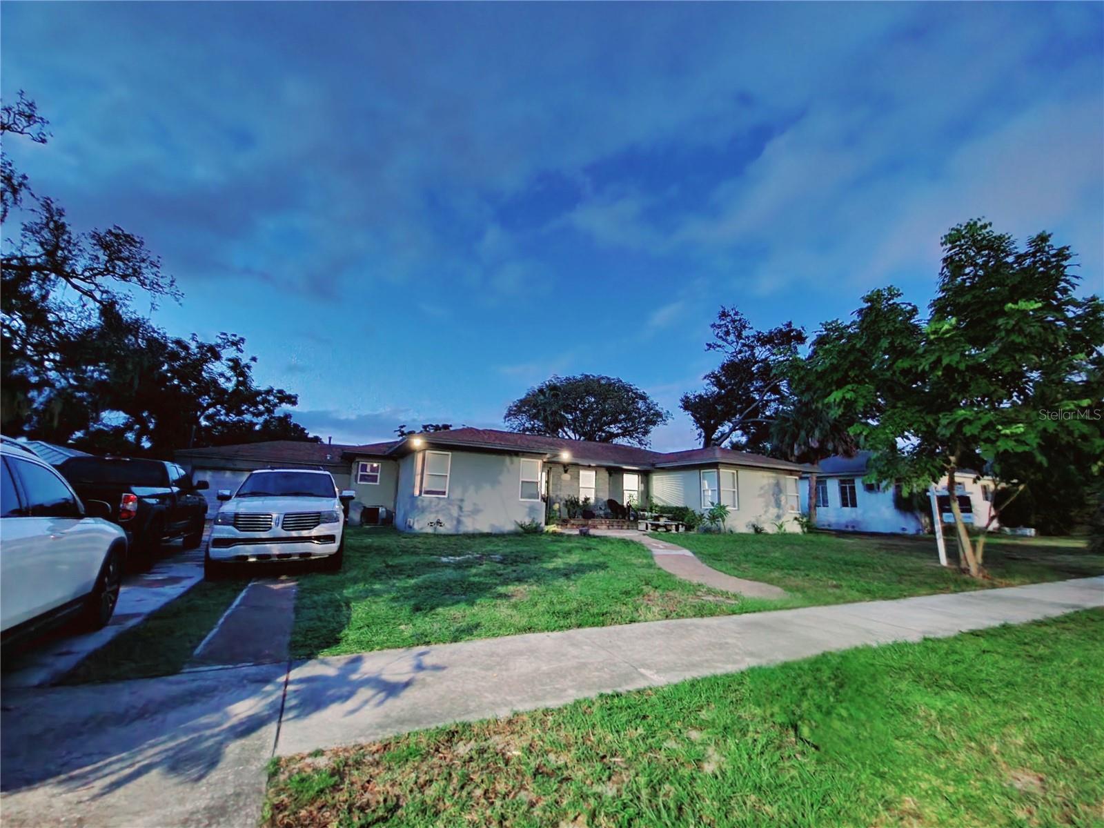 Image 16 of 17 For 1466 Jacaranda Circle S