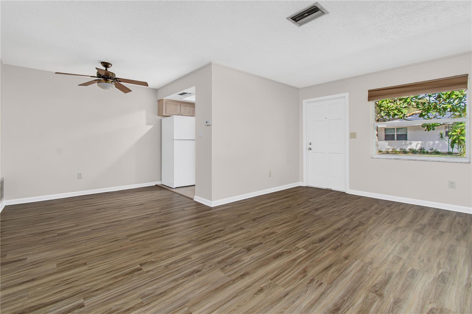 Image 3 of 14 For 6775 49th Avenue N
