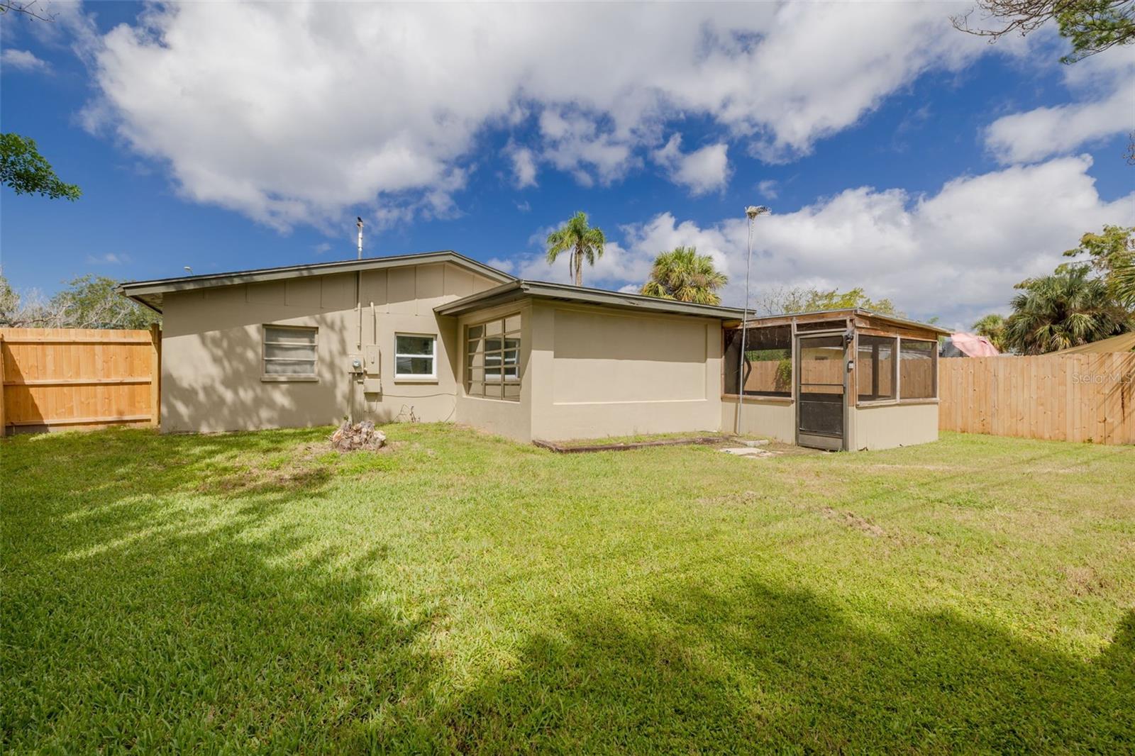 Image 11 of 20 For 6634 Del Prado Terrace