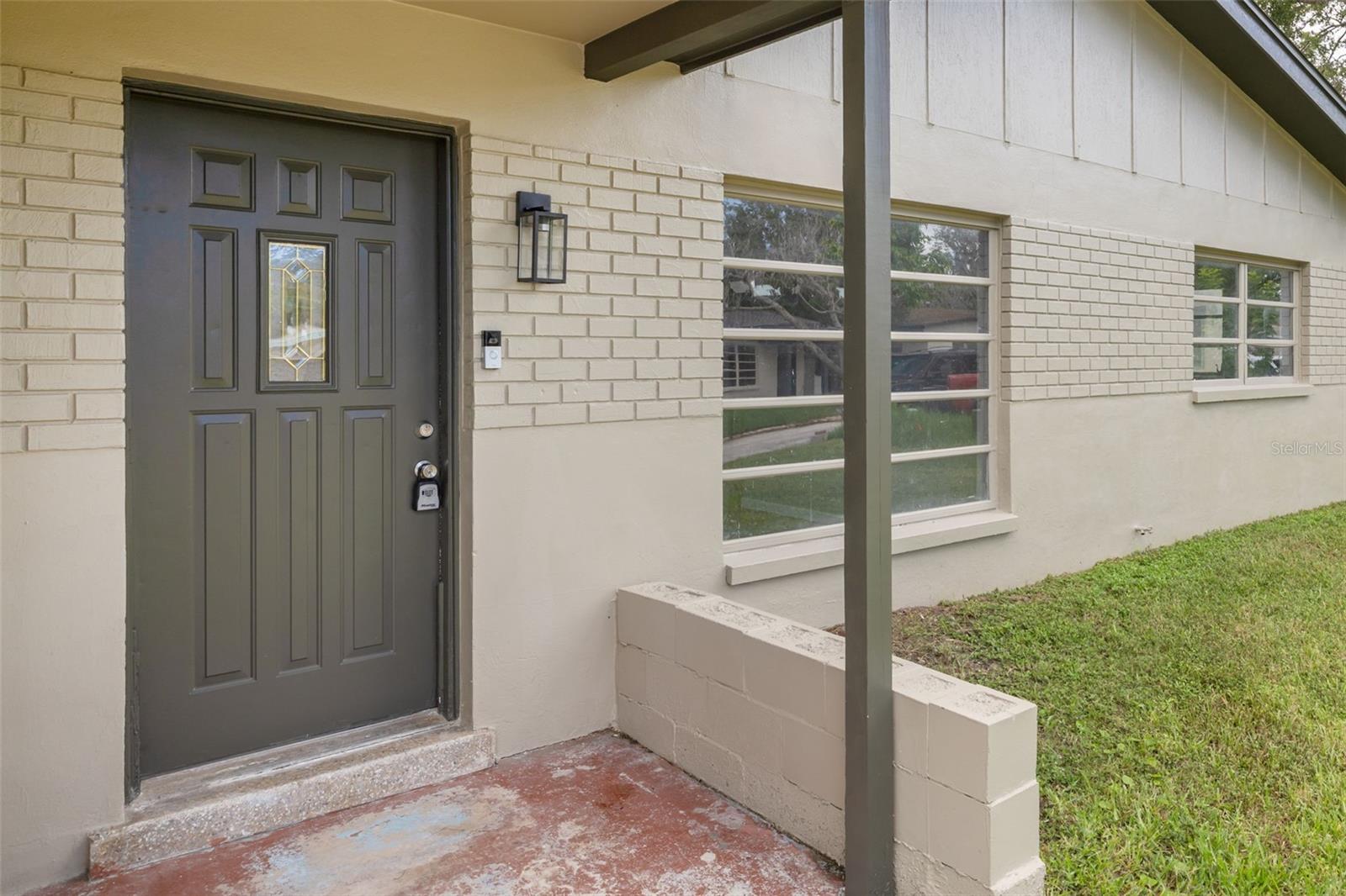 Image 3 of 20 For 6634 Del Prado Terrace