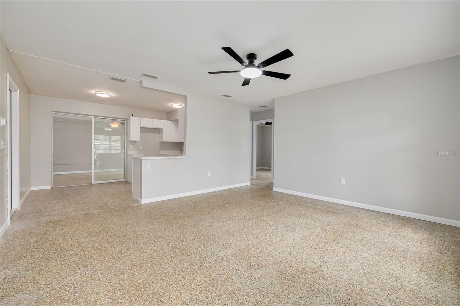 Image 4 of 20 For 6634 Del Prado Terrace