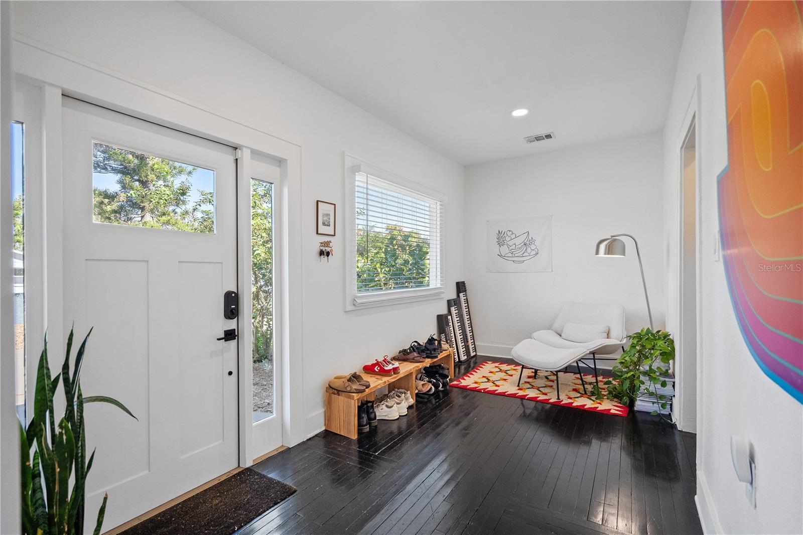 Listing photo id 8 for 4056 18th Avenue S