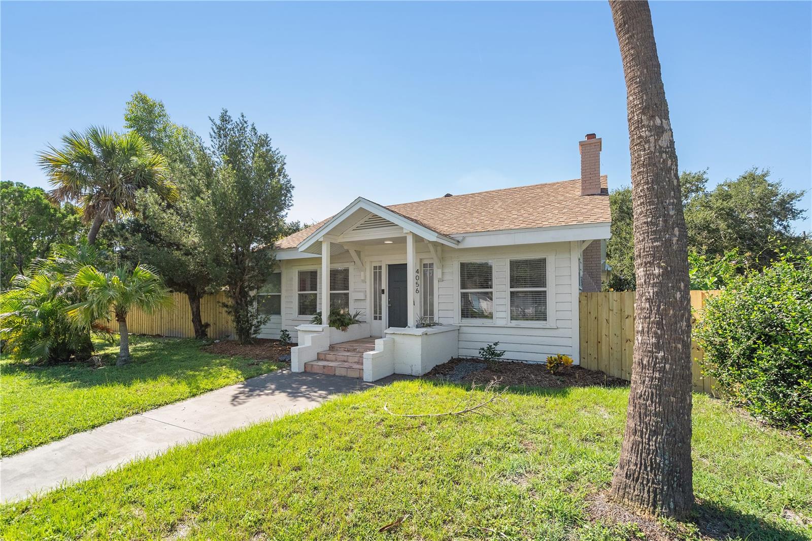 Listing photo id 36 for 4056 18th Avenue S