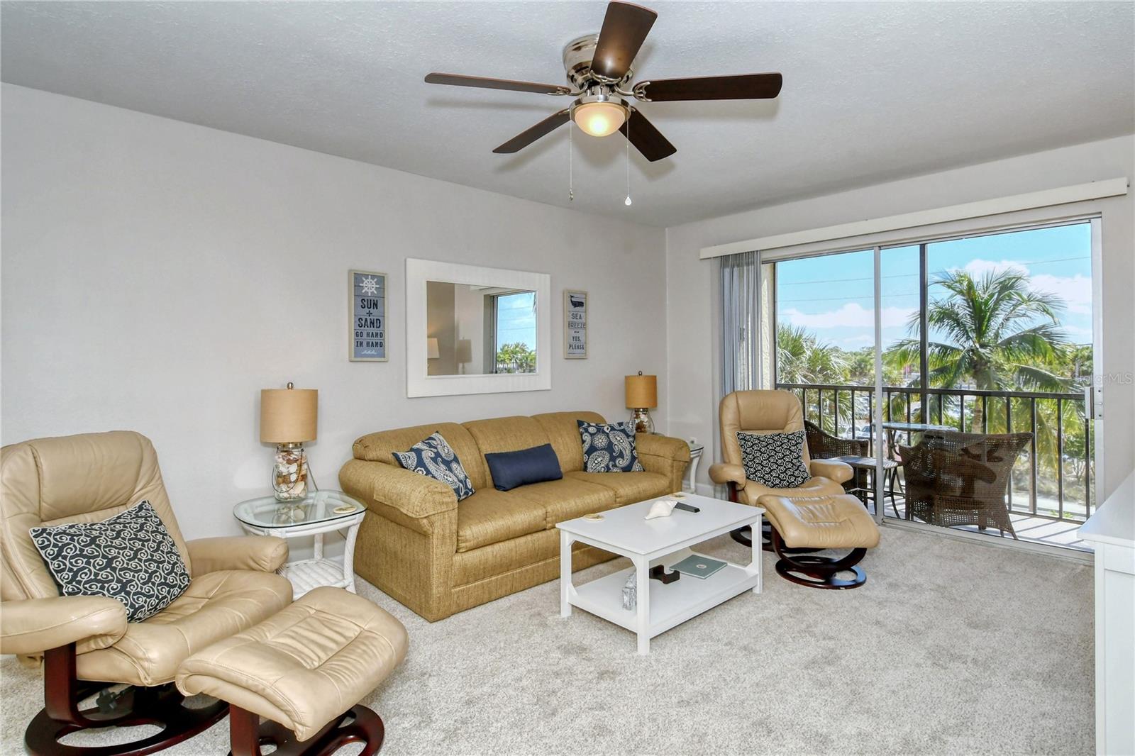 Image 10 of 18 For 925 Beach Road 310