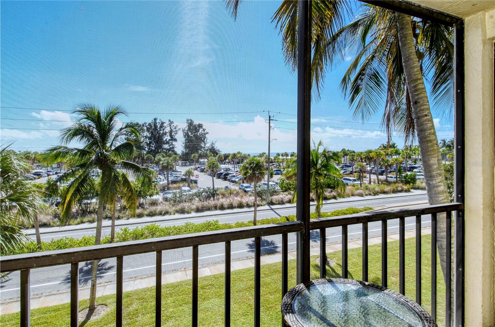Image 8 of 18 For 925 Beach Road 310