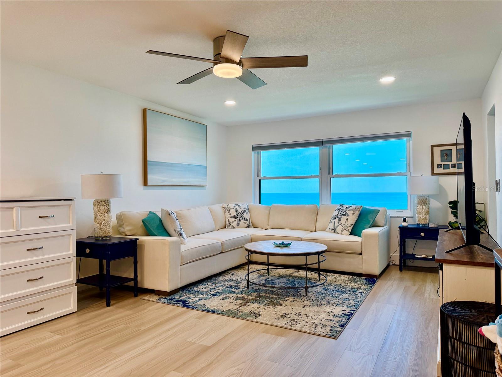 Image 9 of 24 For 1270 Gulf Boulevard 904
