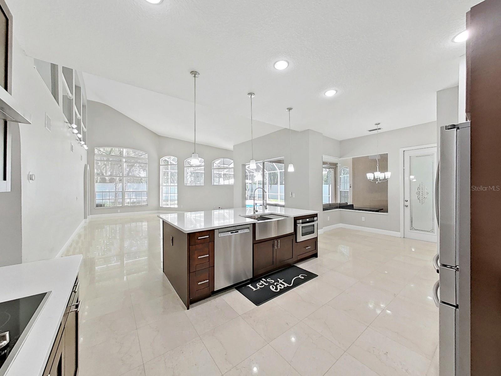 Image 14 of 73 For 19103 Harbor Cove Ct