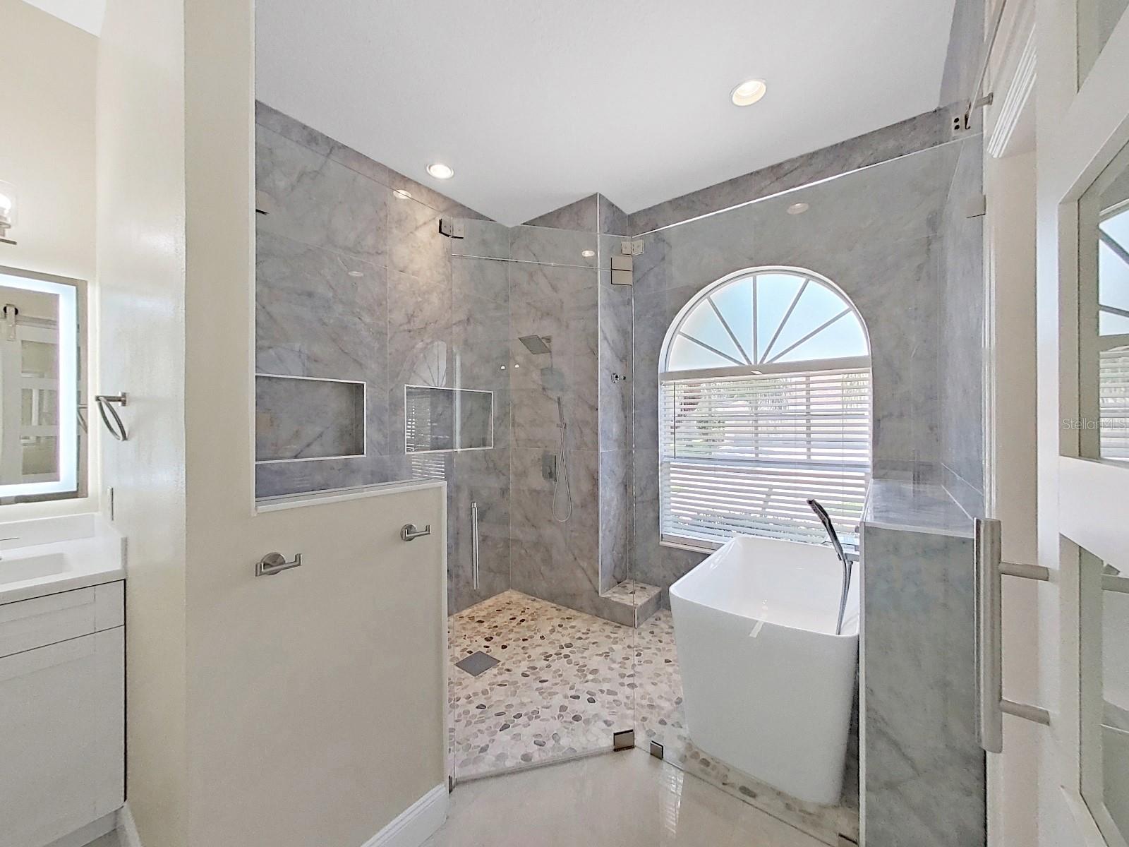 Image 28 of 73 For 19103 Harbor Cove Ct