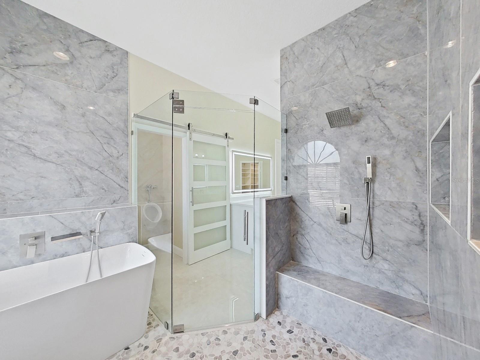 Image 29 of 73 For 19103 Harbor Cove Ct