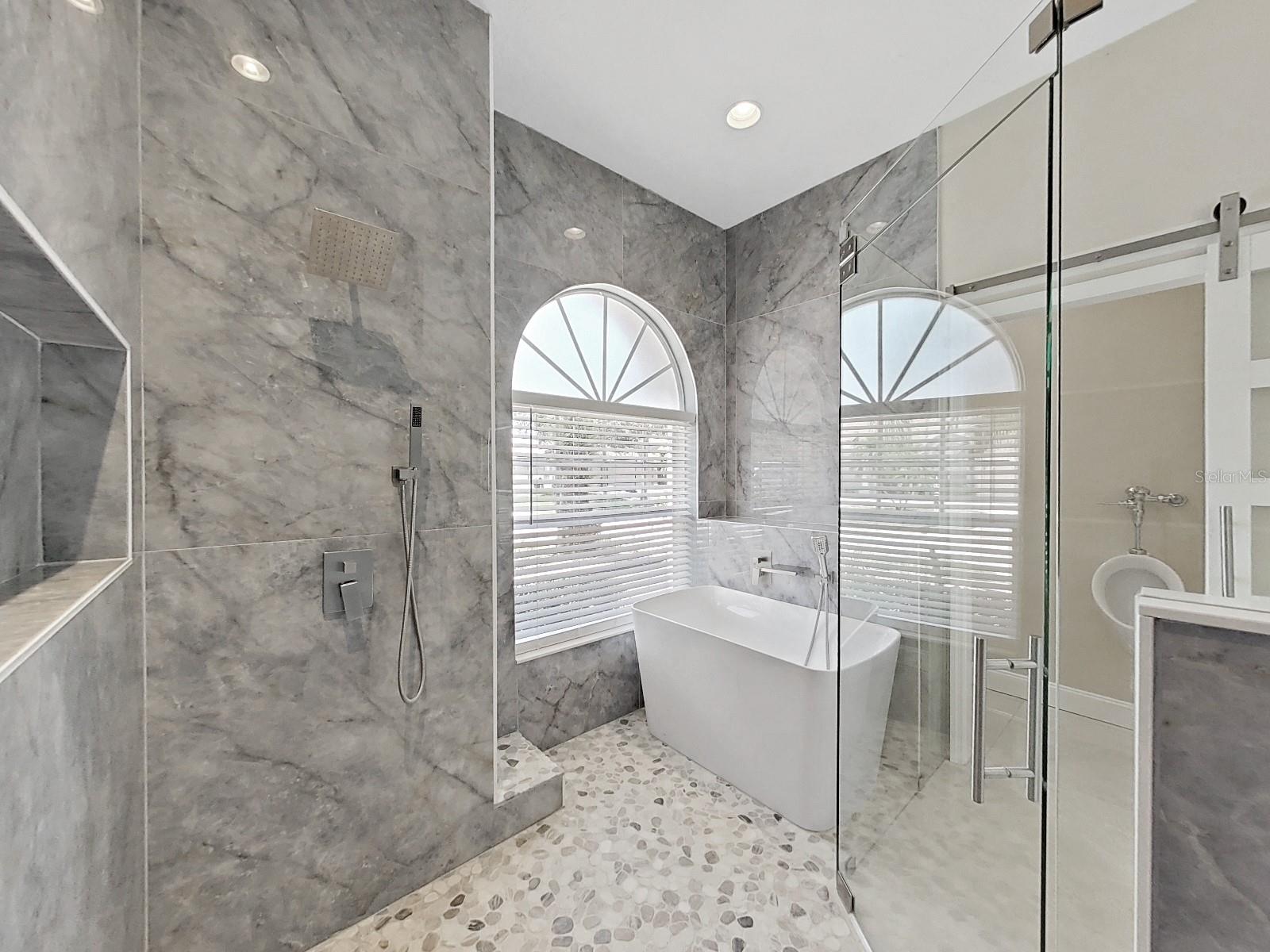 Image 30 of 73 For 19103 Harbor Cove Ct