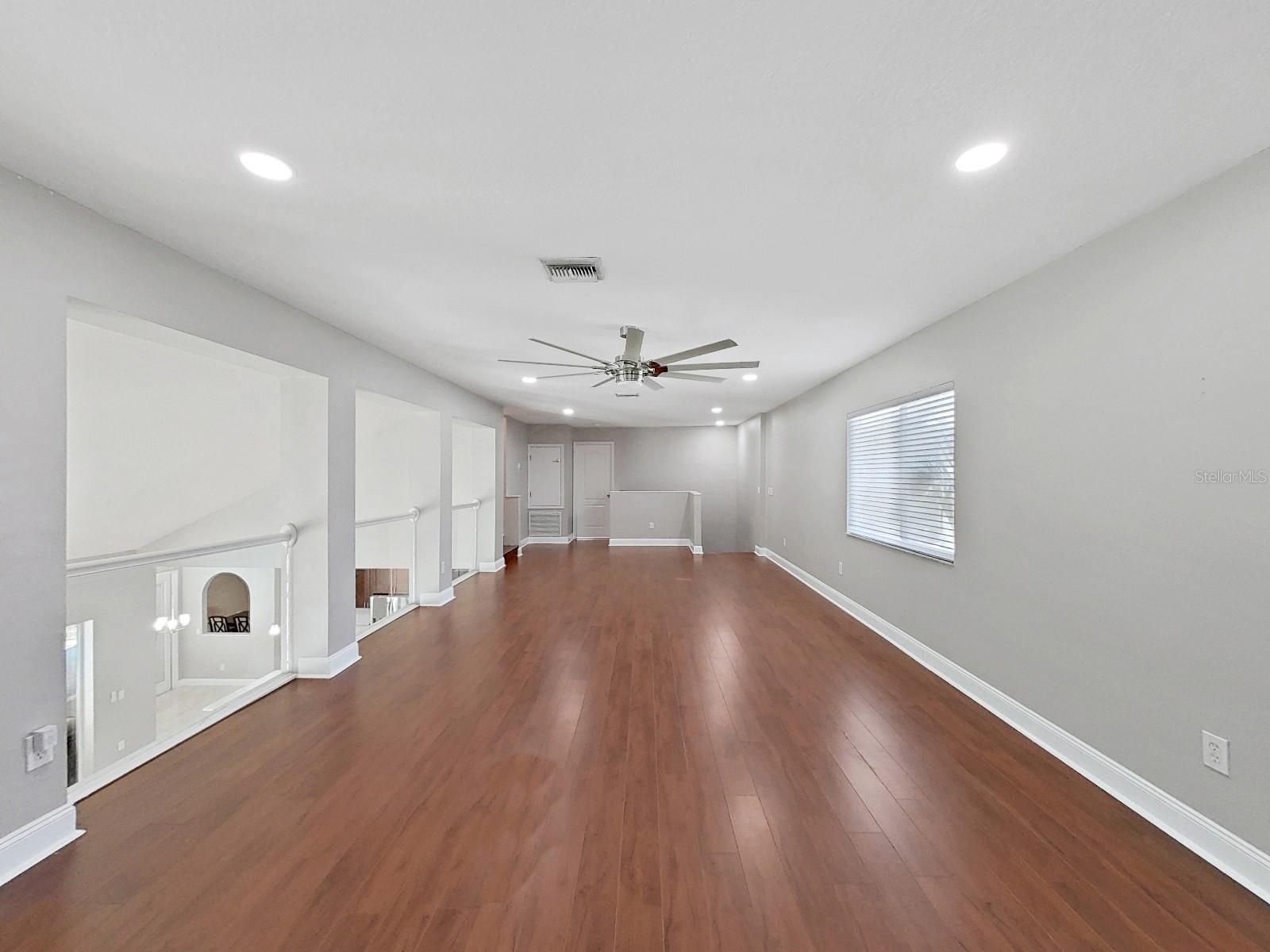 Image 44 of 73 For 19103 Harbor Cove Ct