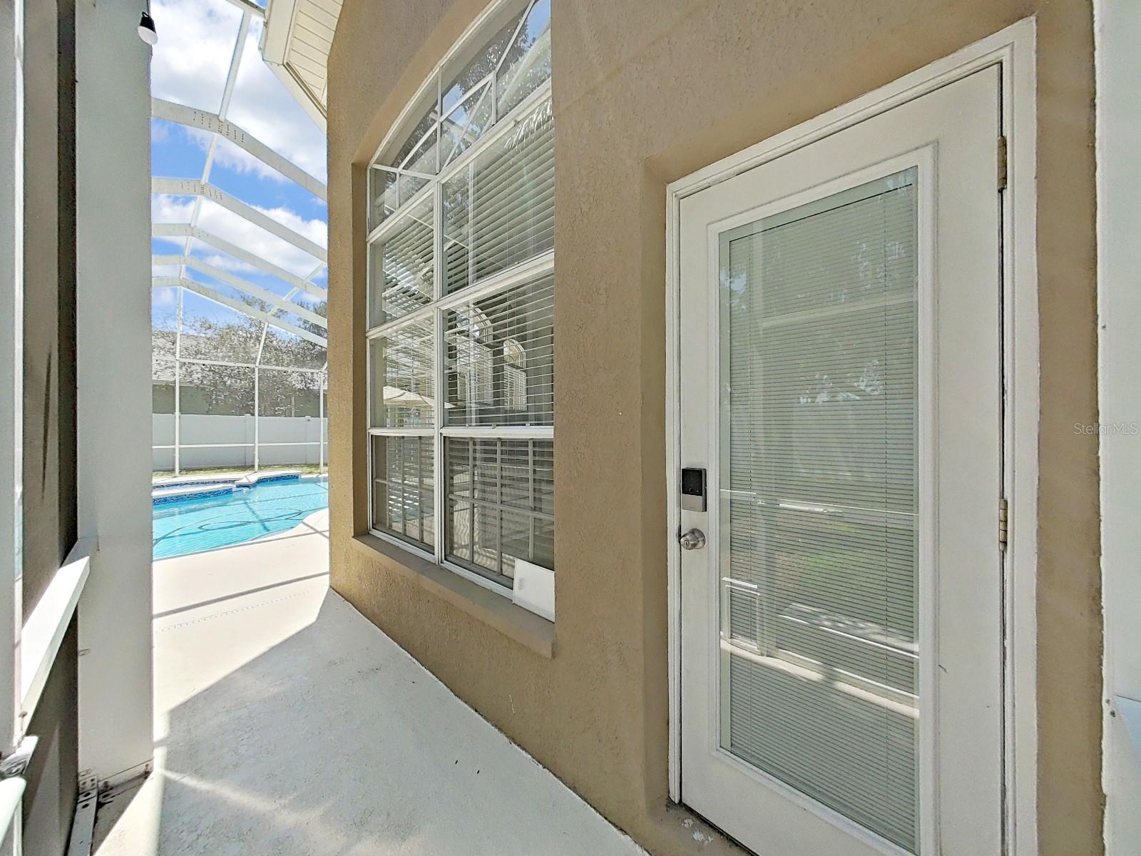 Image 57 of 73 For 19103 Harbor Cove Ct
