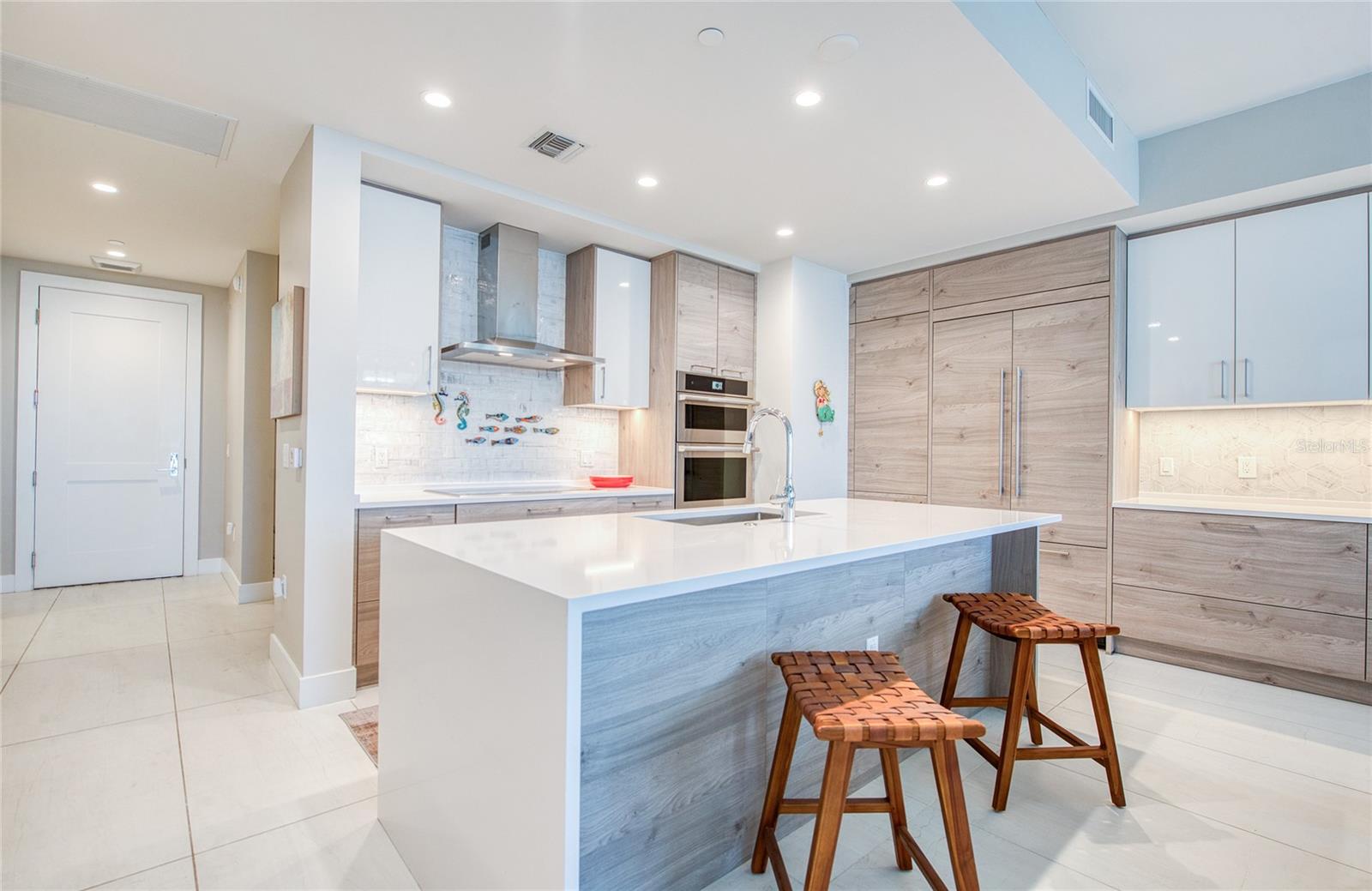 Image 13 of 71 For 301 1st Street S 806