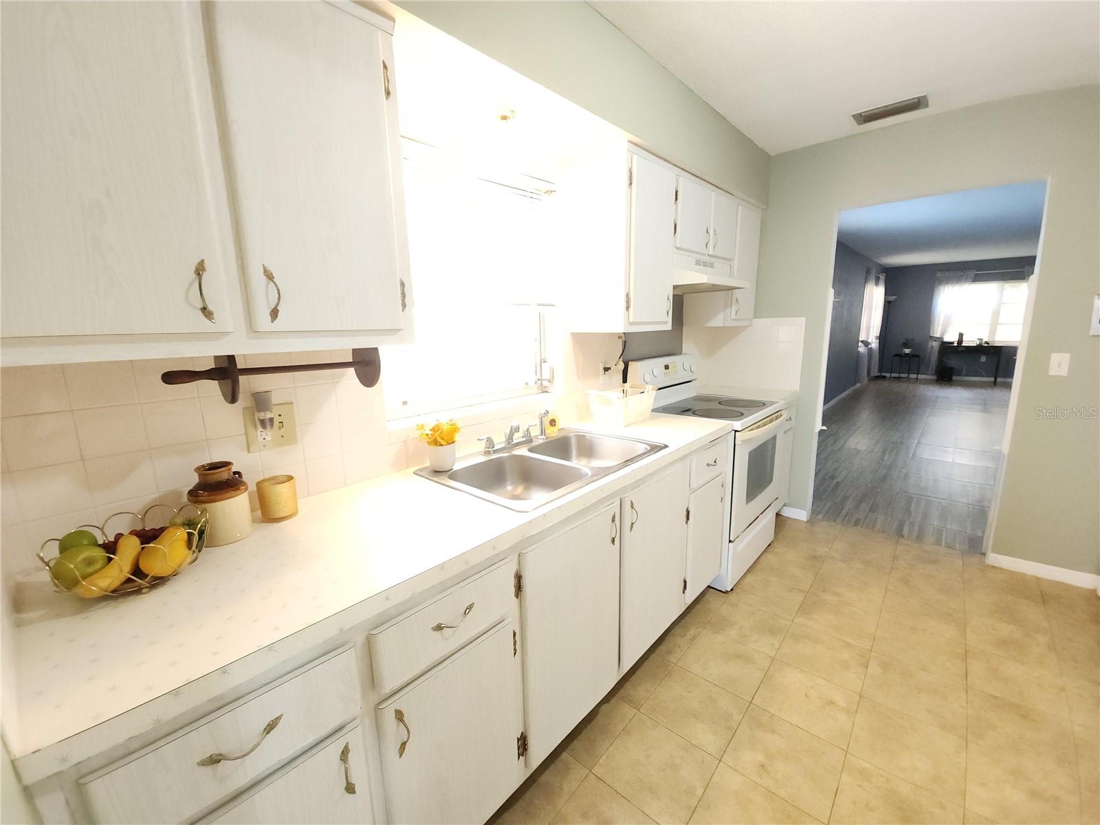 Image 5 of 57 For 5155 9th Avenue N 112 B