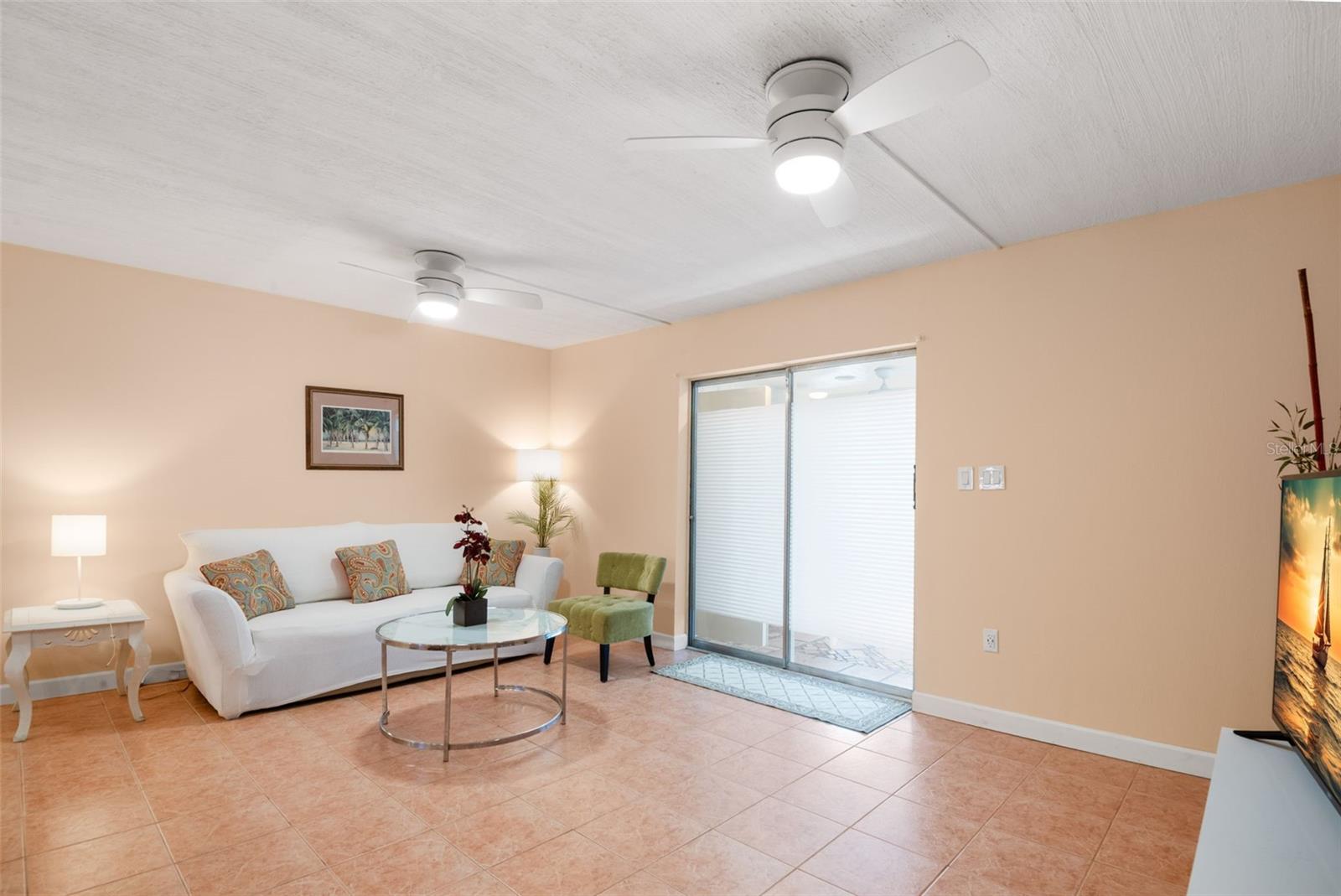 Image 4 of 25 For 4607 North B Street 105