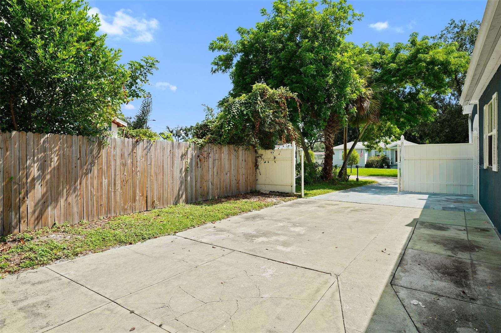 Image 41 of 43 For 2519 Emma Circle
