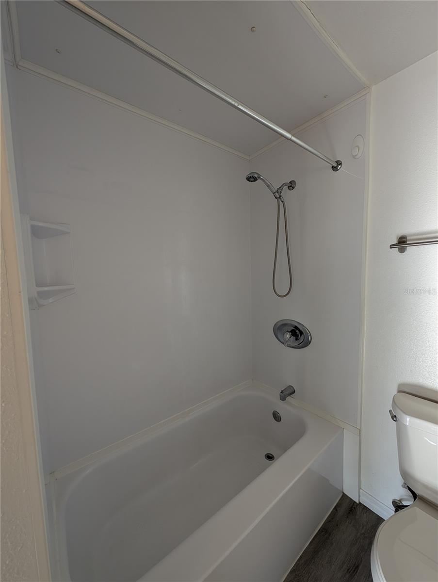 Image 16 of 21 For 8710 Plum Lane