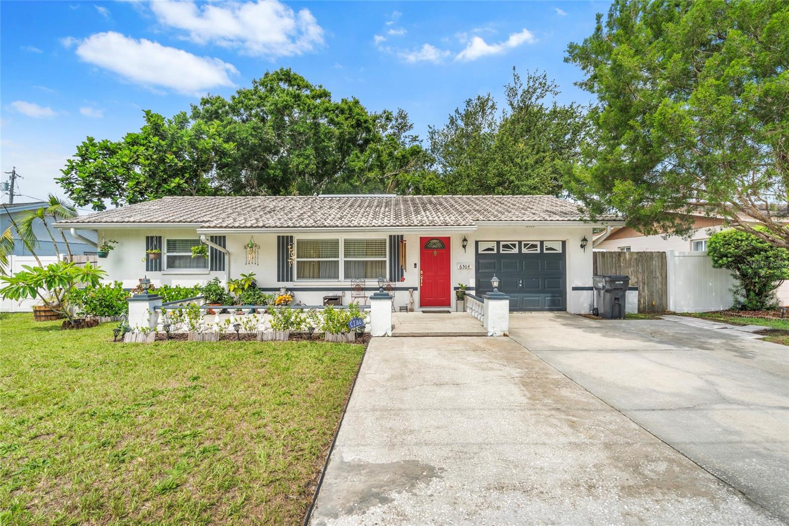 Details for 6564 25th Street N, ST PETERSBURG, FL 33702