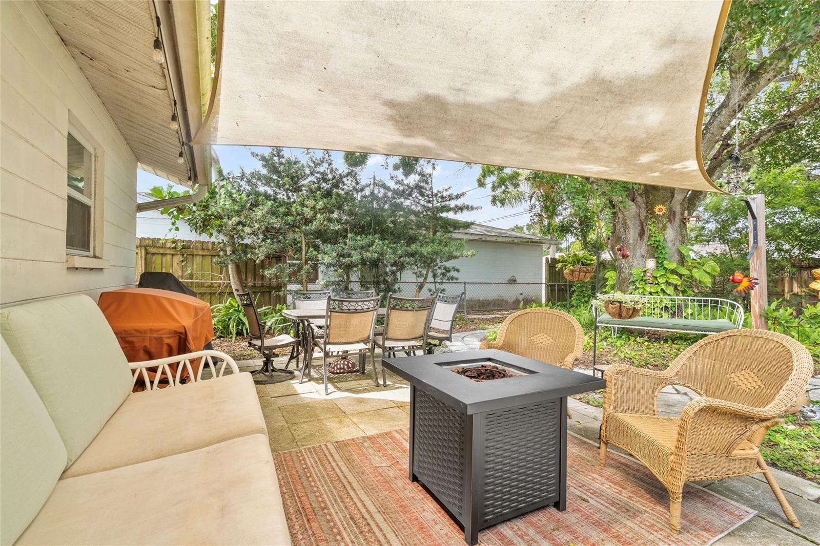 Image 17 of 39 For 6564 25th Street N