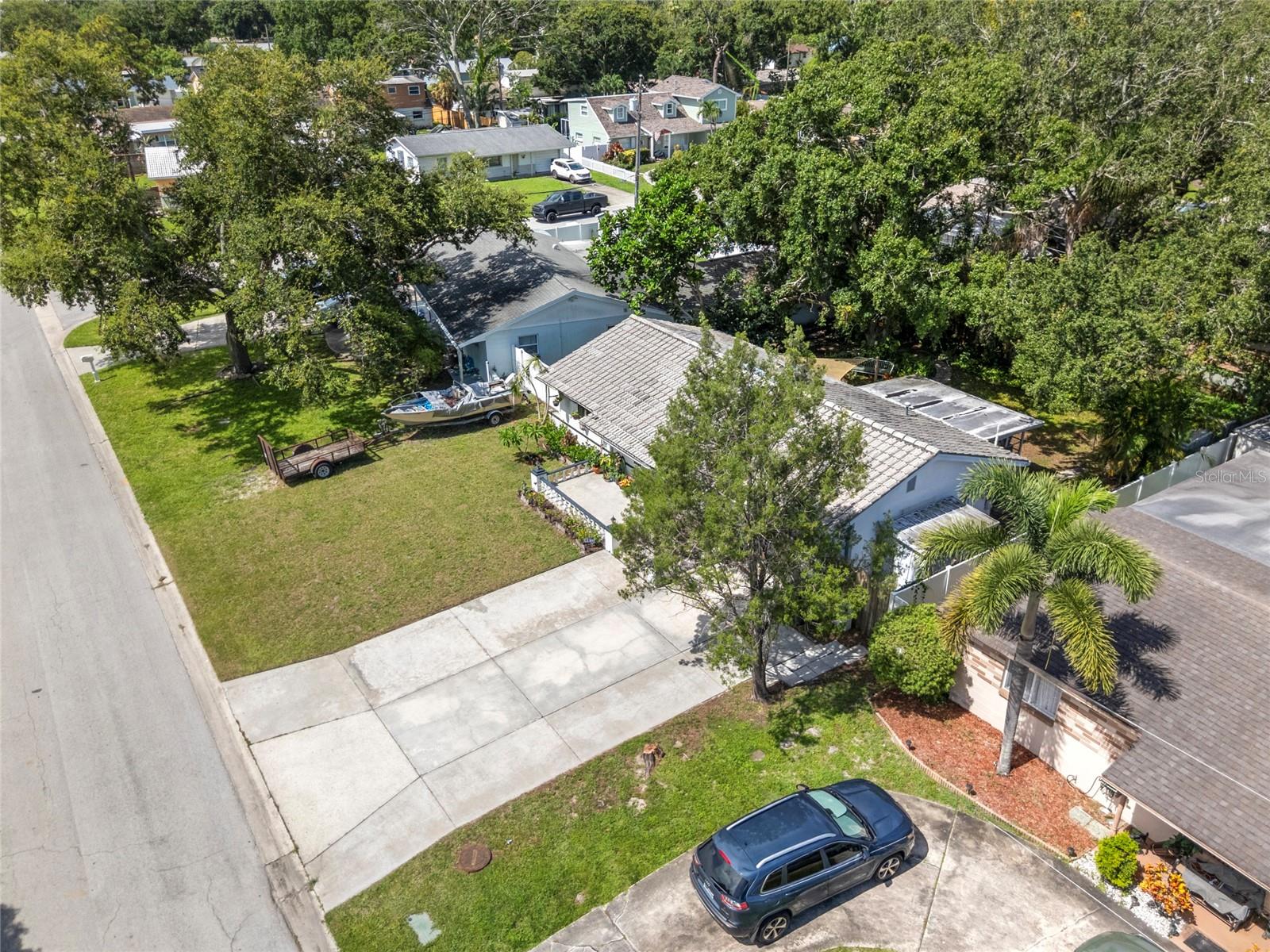 Image 31 of 39 For 6564 25th Street N