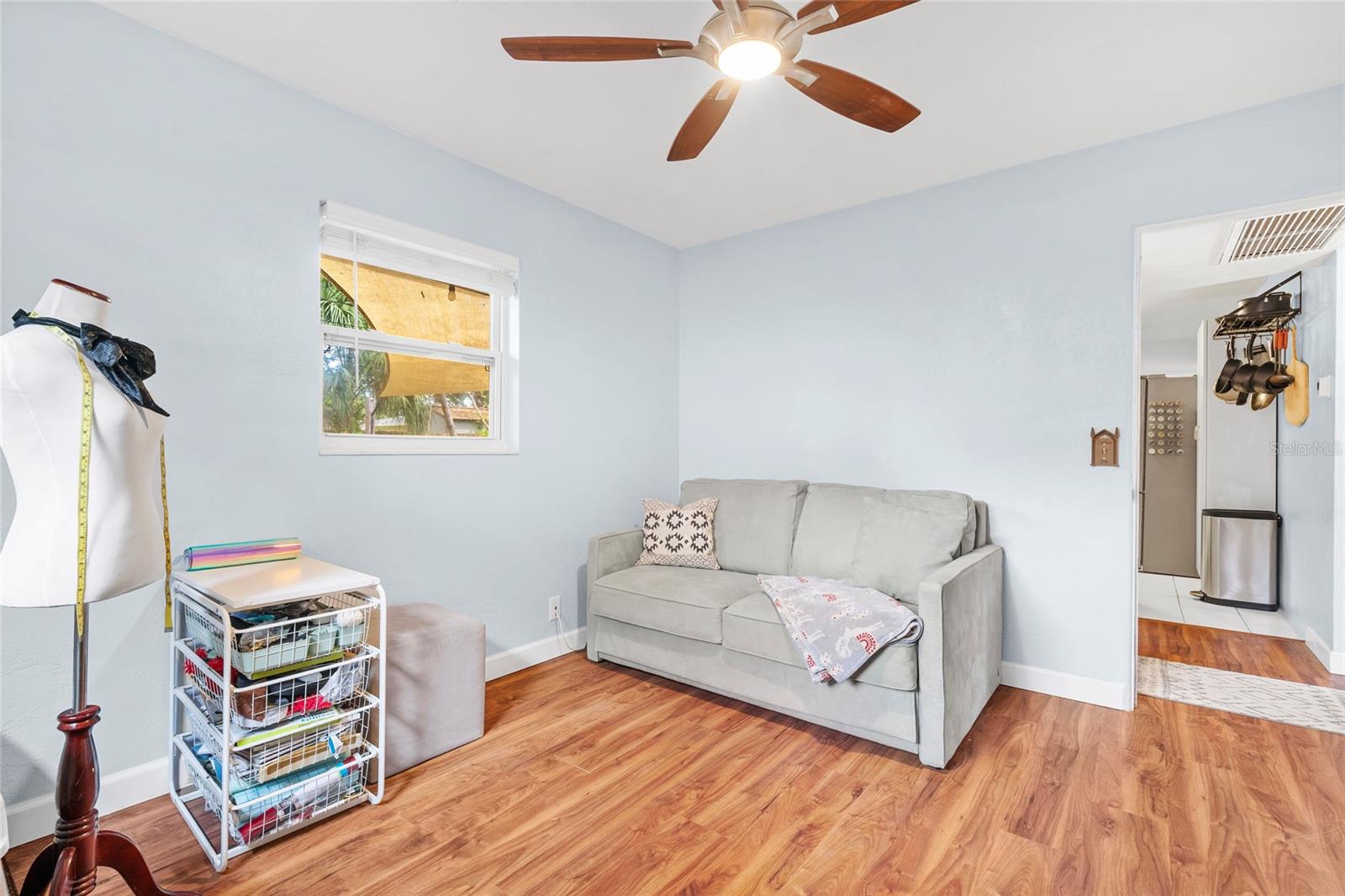 Image 8 of 39 For 6564 25th Street N