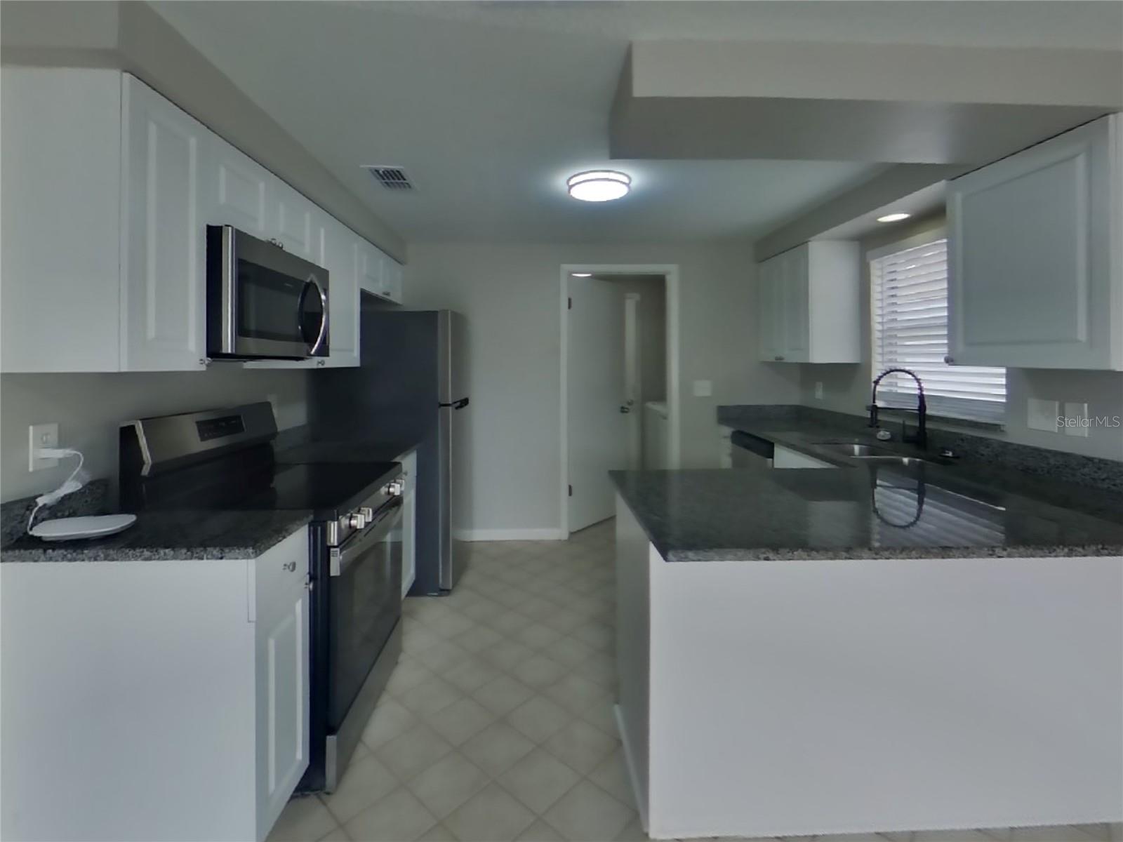 Image 5 of 15 For 3311 Russett Drive