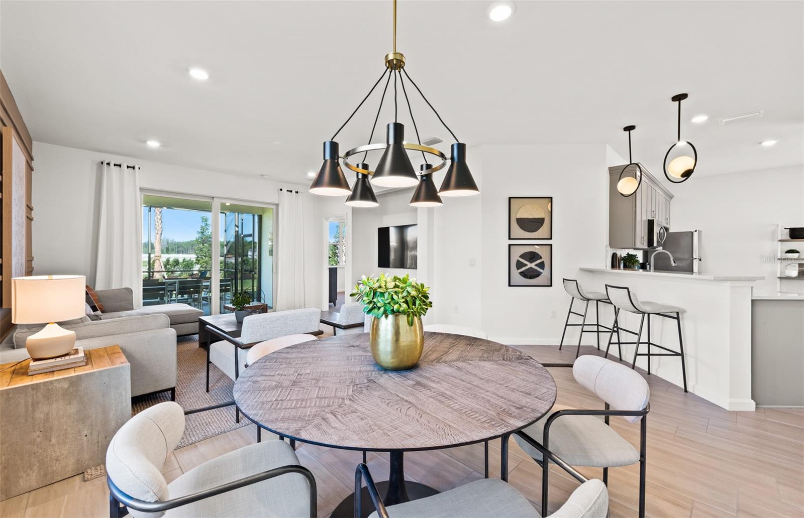 Image 15 of 43 For 29067 Coral Harbour Drive