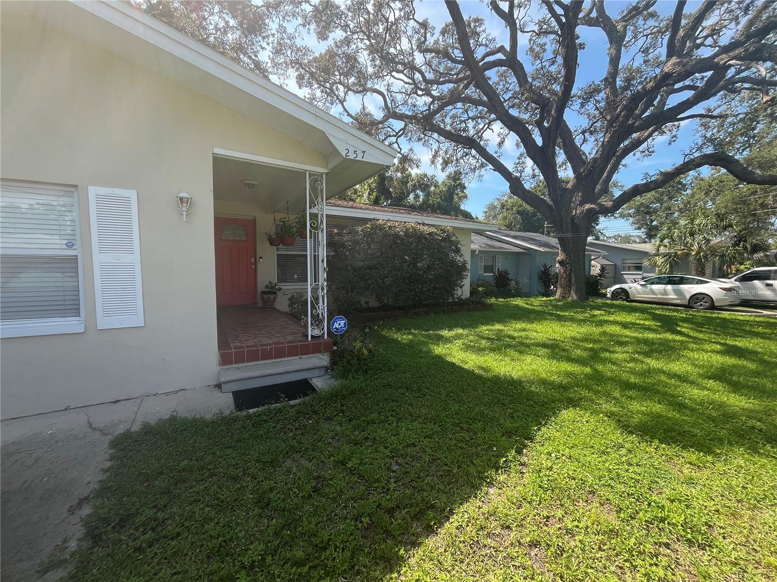 Details for 257 5th Street Nw, LARGO, FL 33770