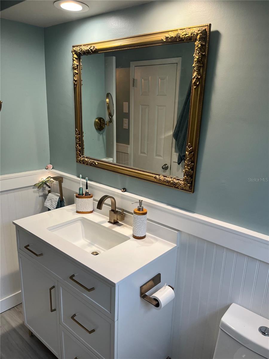 Image 20 of 32 For 257 5th Street Nw