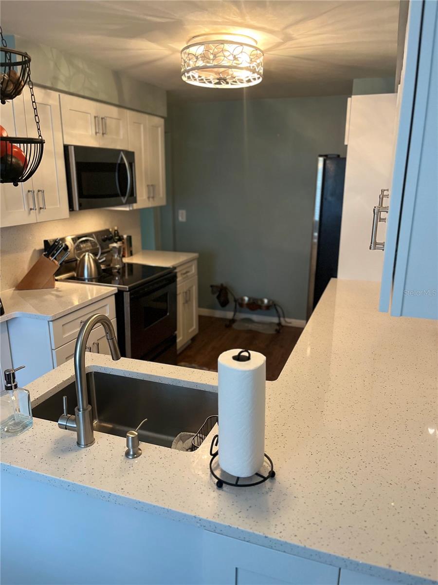 Image 4 of 32 For 257 5th Street Nw
