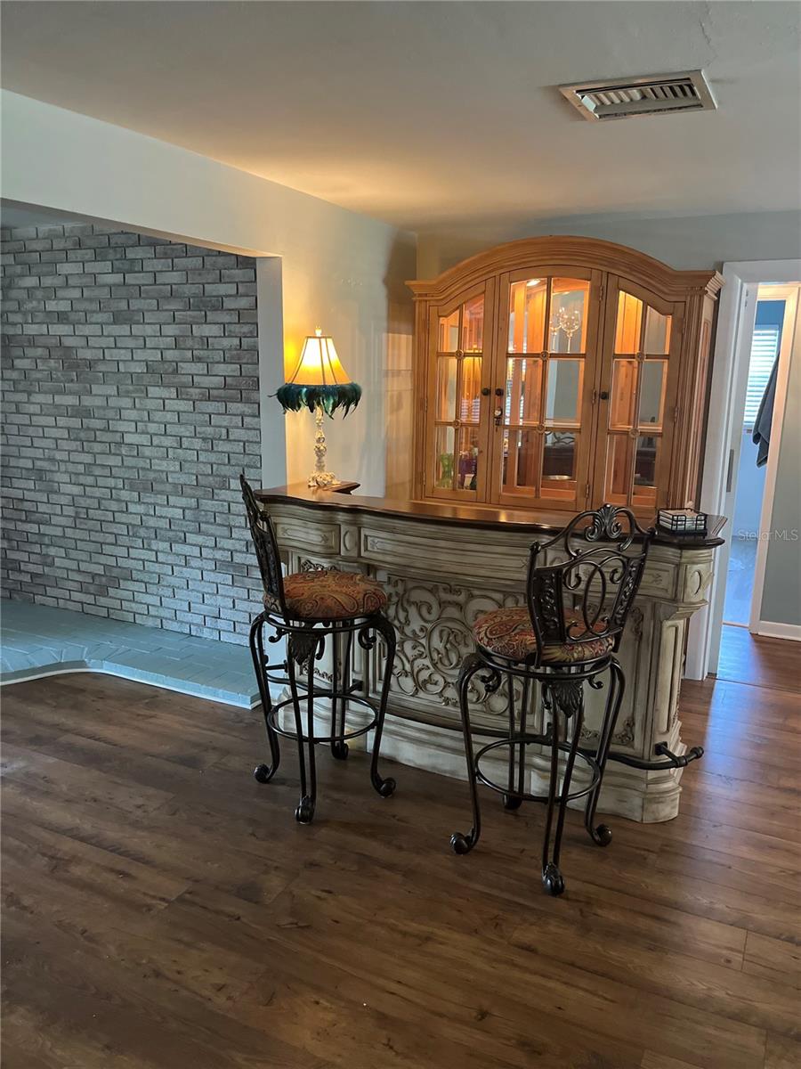 Image 9 of 32 For 257 5th Street Nw