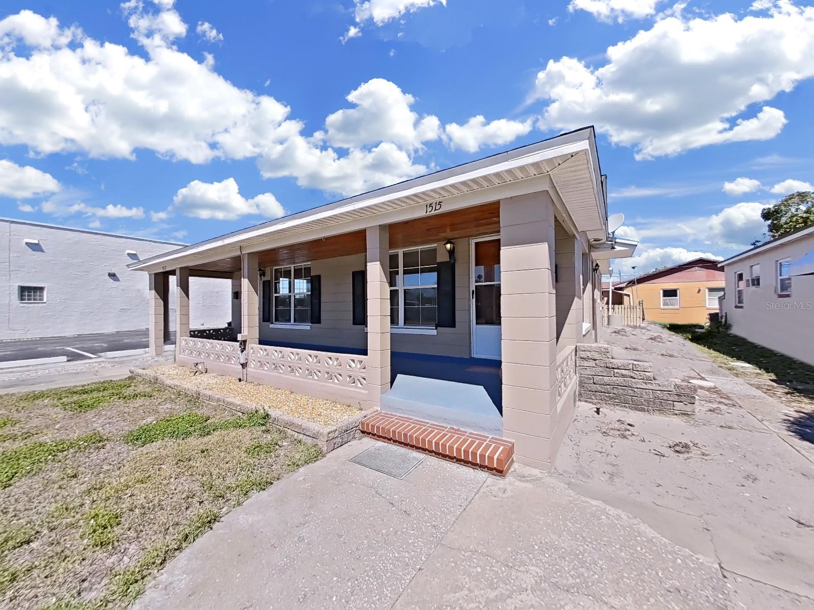 Image 42 of 50 For 1515 30th Avenue N