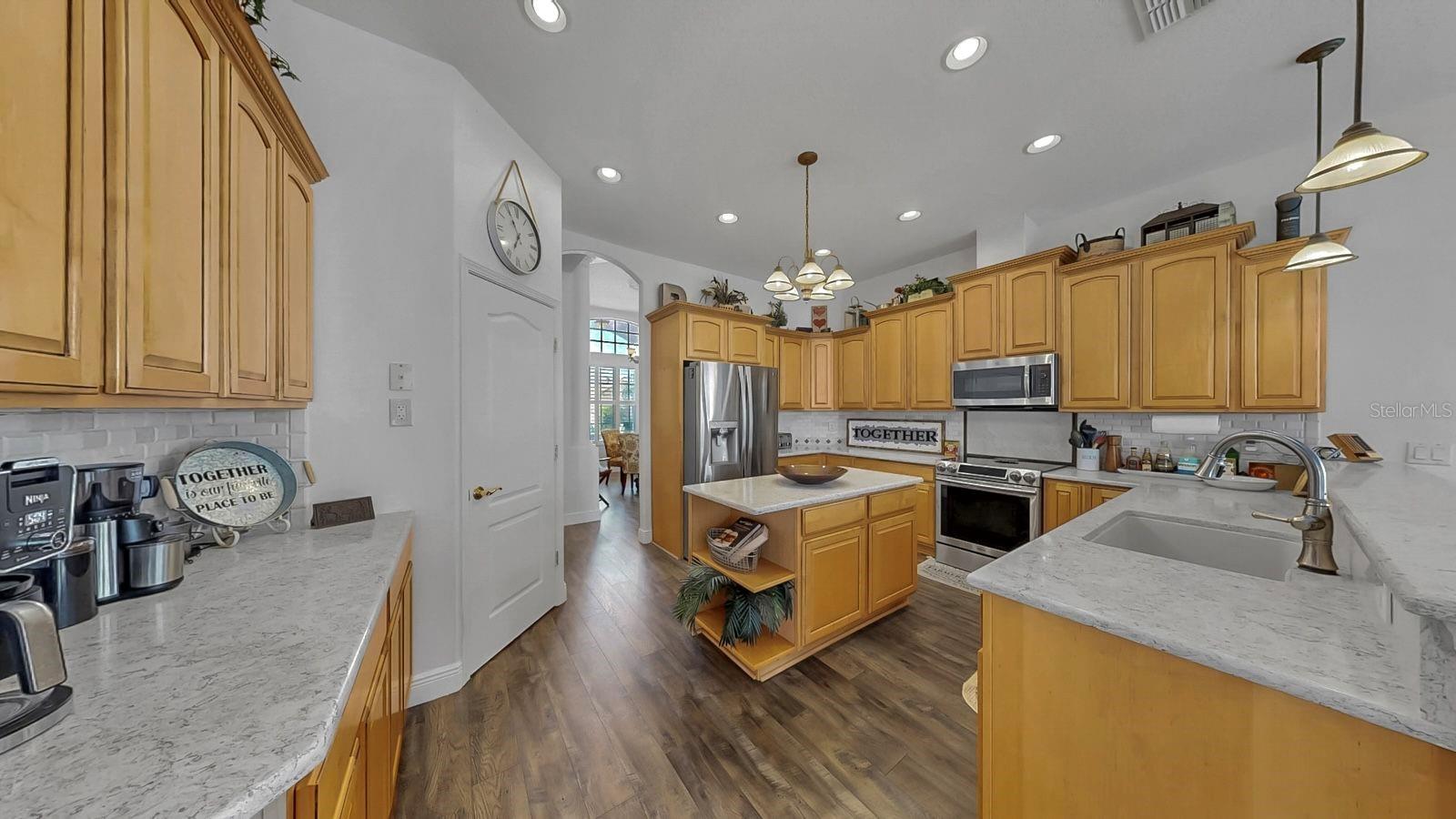 Image 31 of 74 For 6408 Rubia Circle