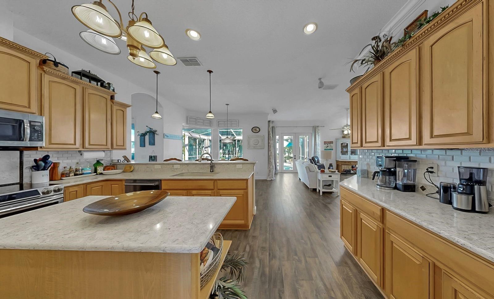 Image 32 of 74 For 6408 Rubia Circle