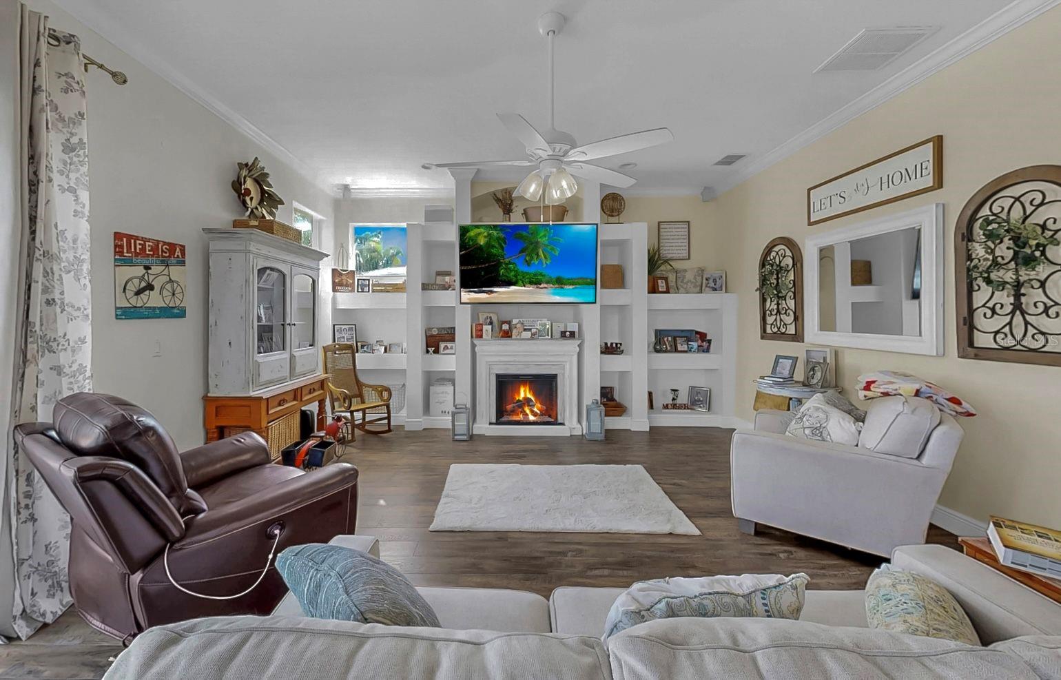 Image 39 of 74 For 6408 Rubia Circle