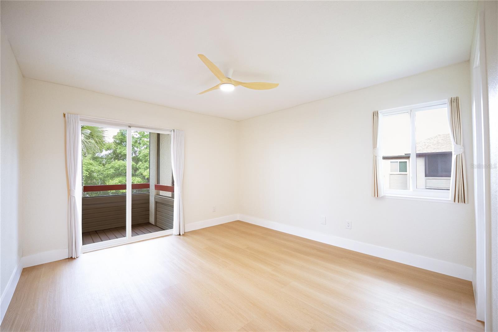 Image 17 of 28 For 10263 Gandy Boulevard N 2302