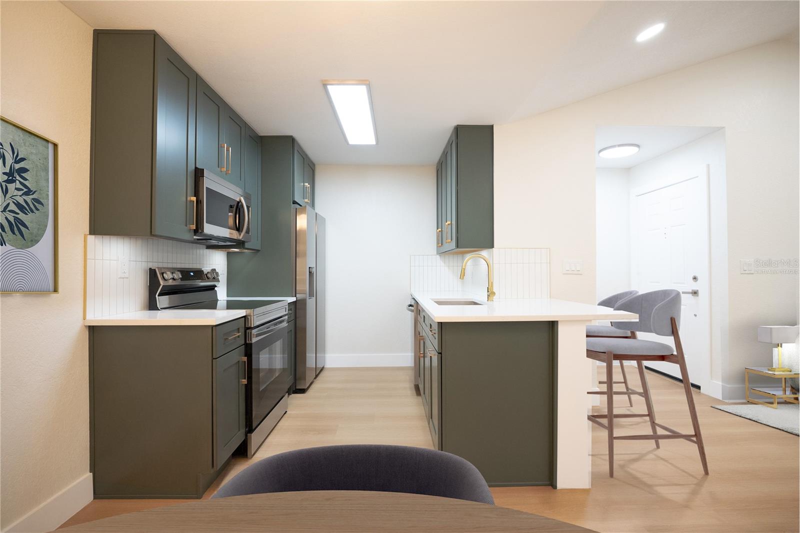 Image 6 of 28 For 10263 Gandy Boulevard N 2302